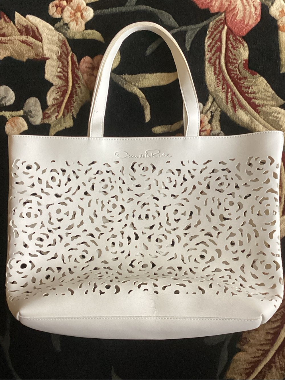 Oscar de la Renta White Laser-Cut Floral Handle Tote